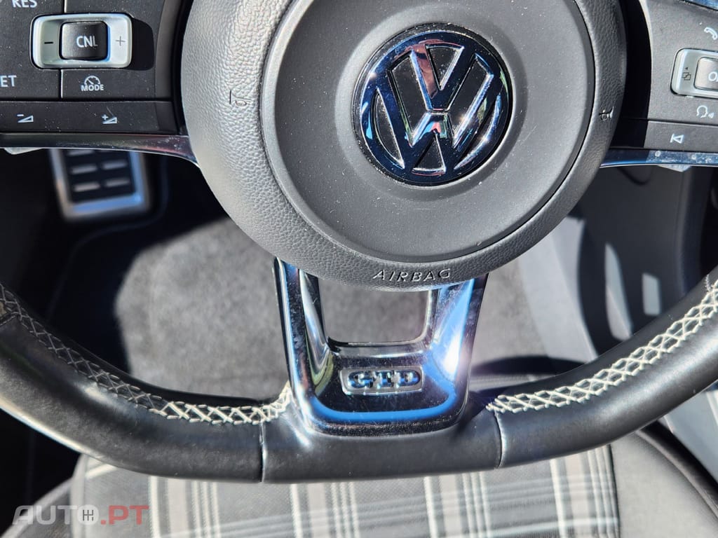 Volkswagen Golf 2.0 TDi GTD DSG