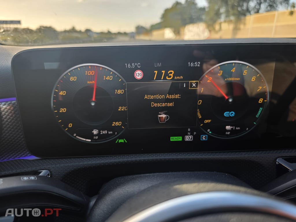 Mercedes-Benz A 250 A250E Limousine