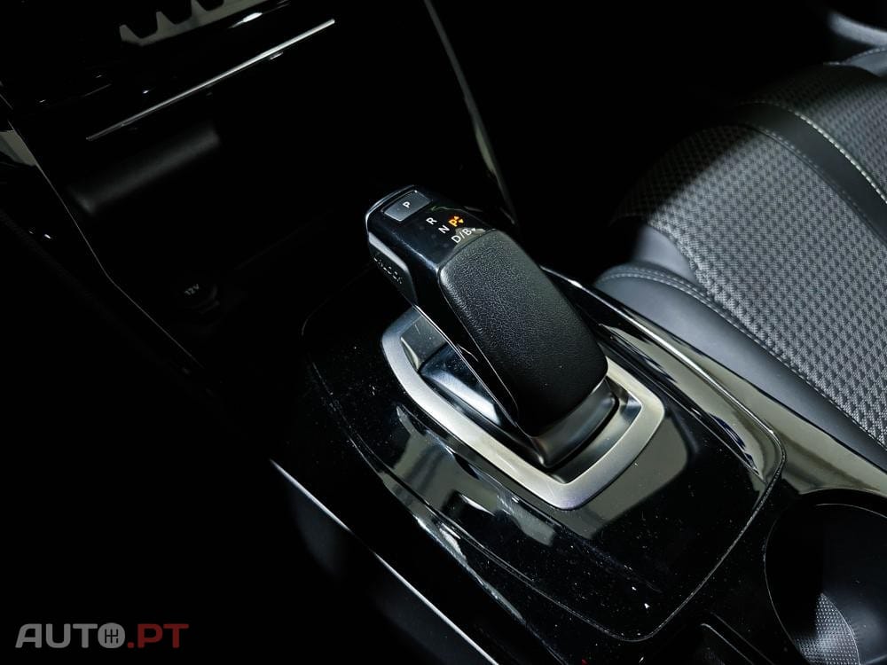 Peugeot E-208 50 kWh GT Pack