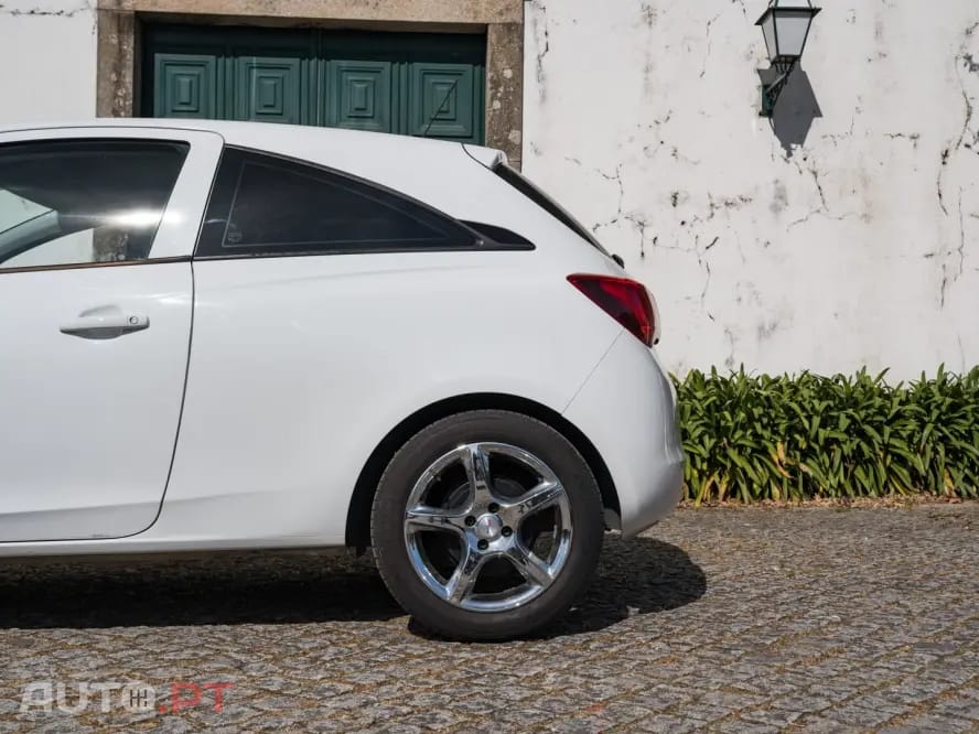 Opel Corsa ND