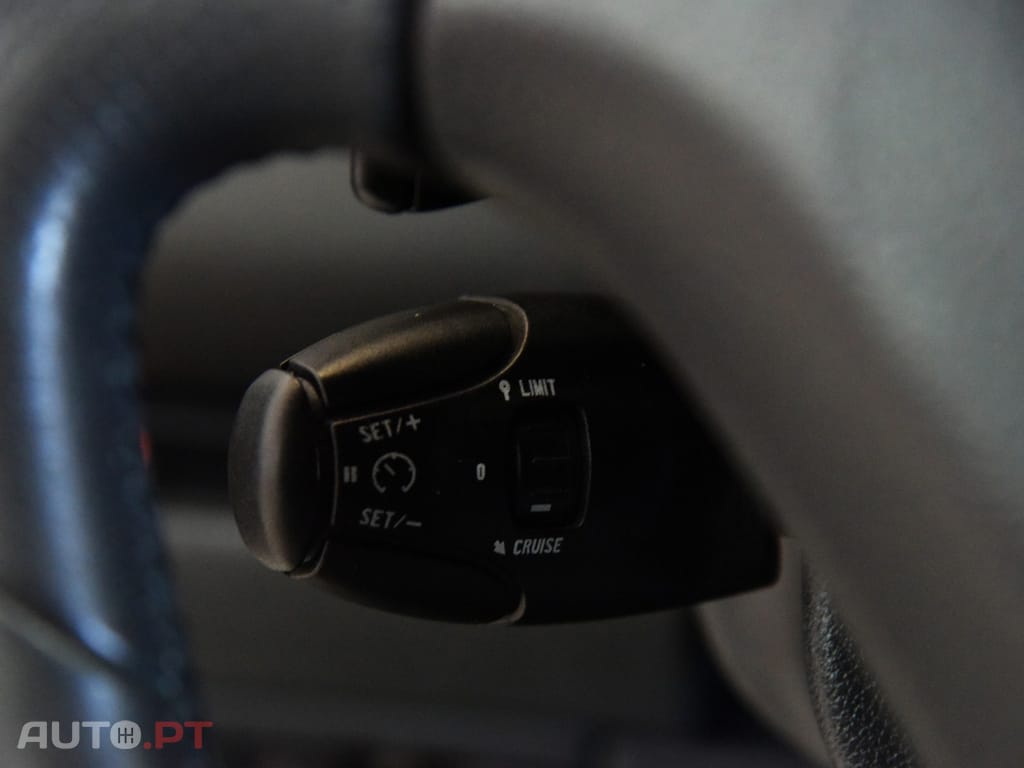 Peugeot 3008 2.0 HDi Hybrid4