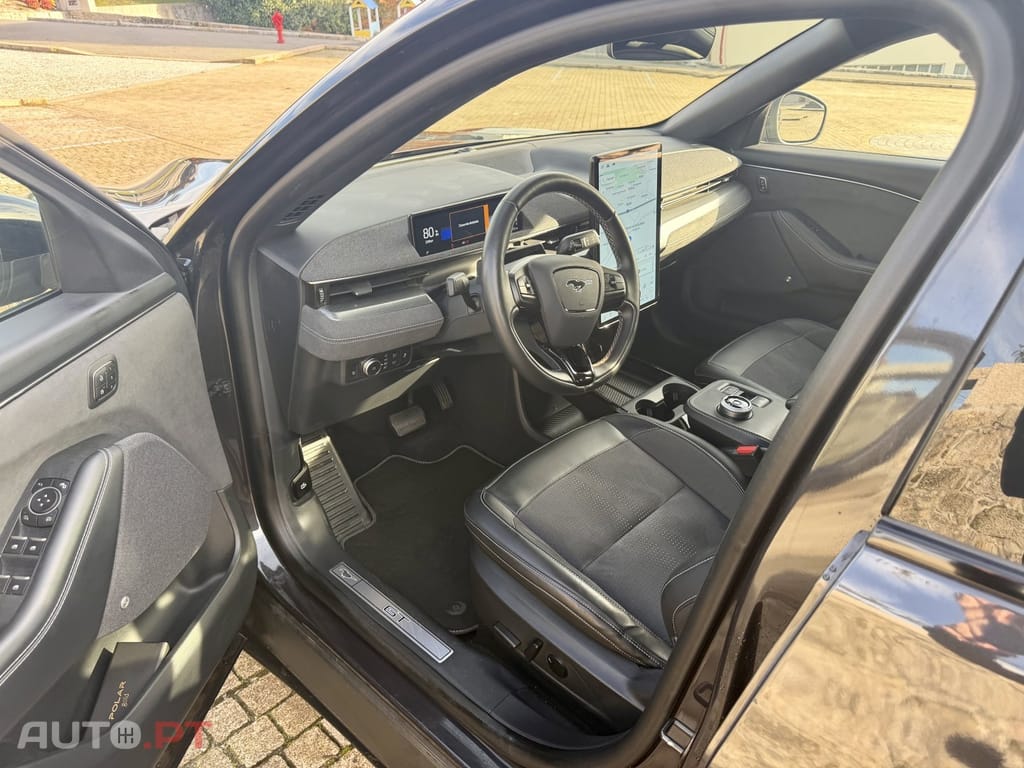 Ford Mustang Mach-E 90.5 kWh GT AWD