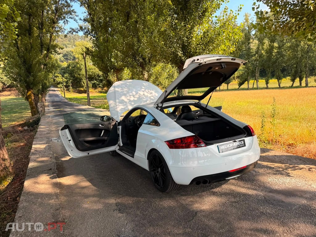 Audi TT 2.0 TFSi S-line