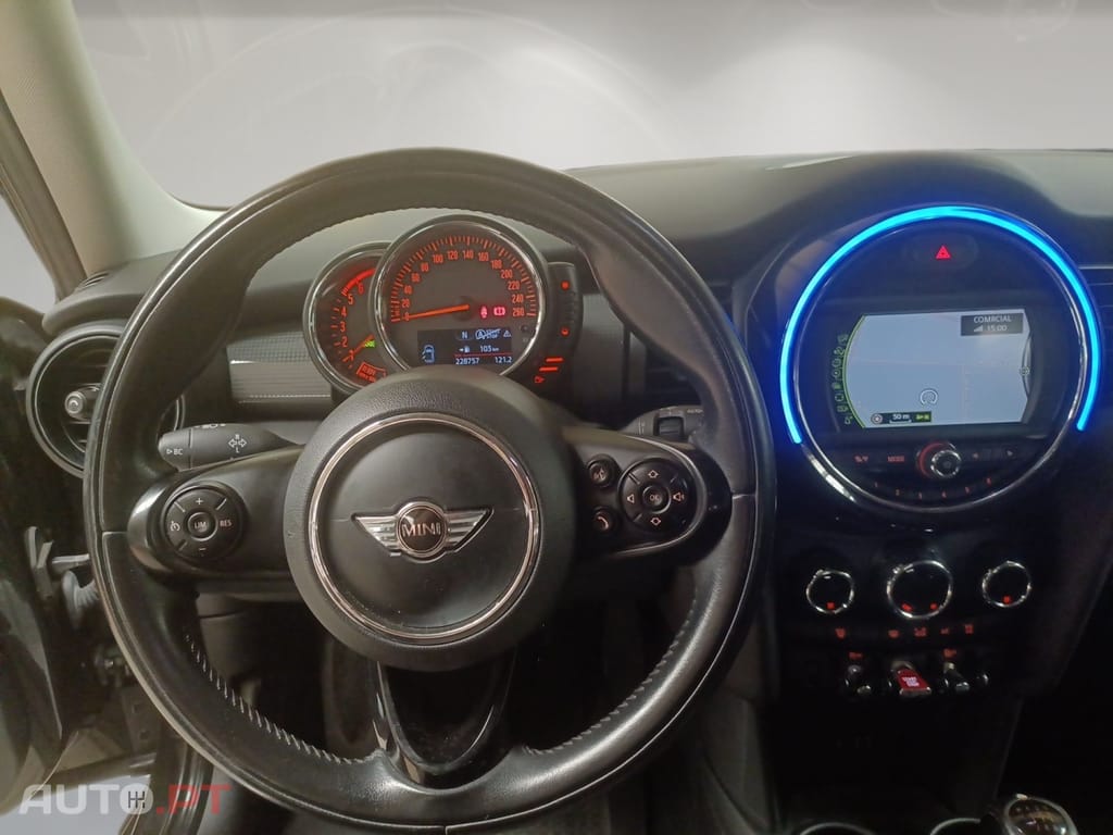 MINI Cooper Cooper D