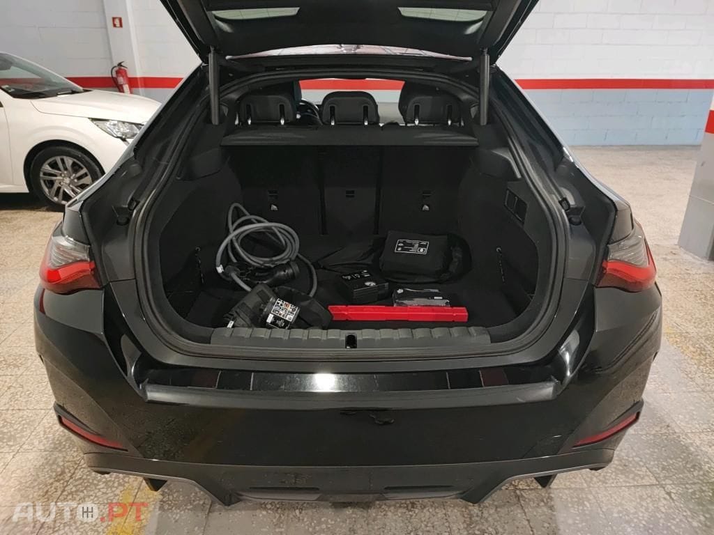 BMW i4 eDrive40 Desportiva M