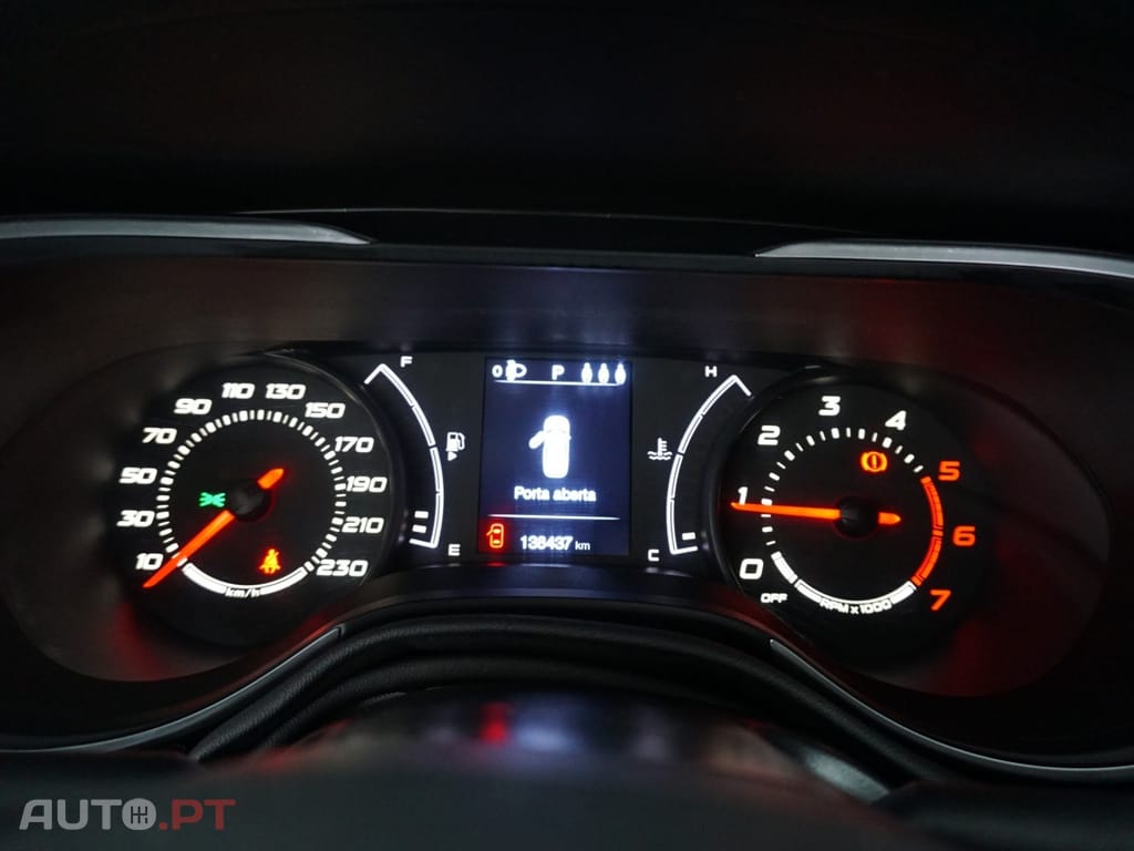 Fiat Tipo 1.6 M-Jet Lounge Tech J17 DCT