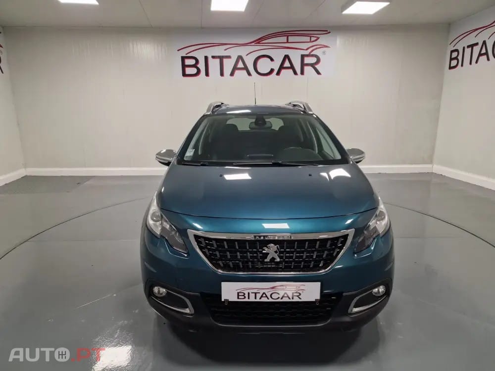 Peugeot 2008 1.2 PureTech Style