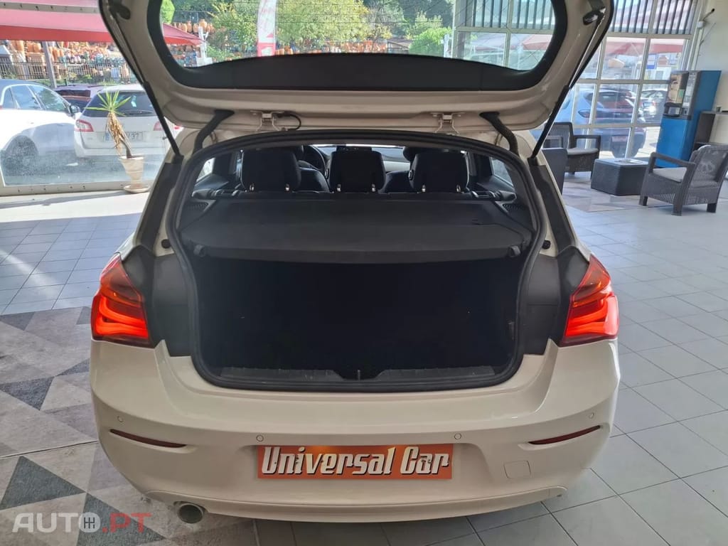 BMW 116 d Line Luxury Auto