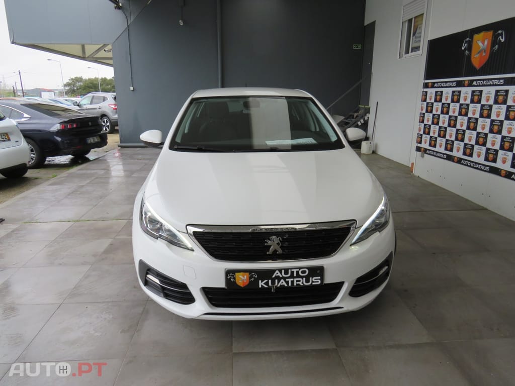 Peugeot 308 1.5 BlueHDi Business Line