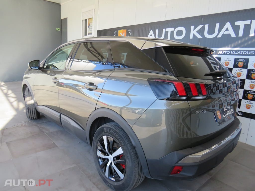 Peugeot 3008 1.5 BlueHDi Active