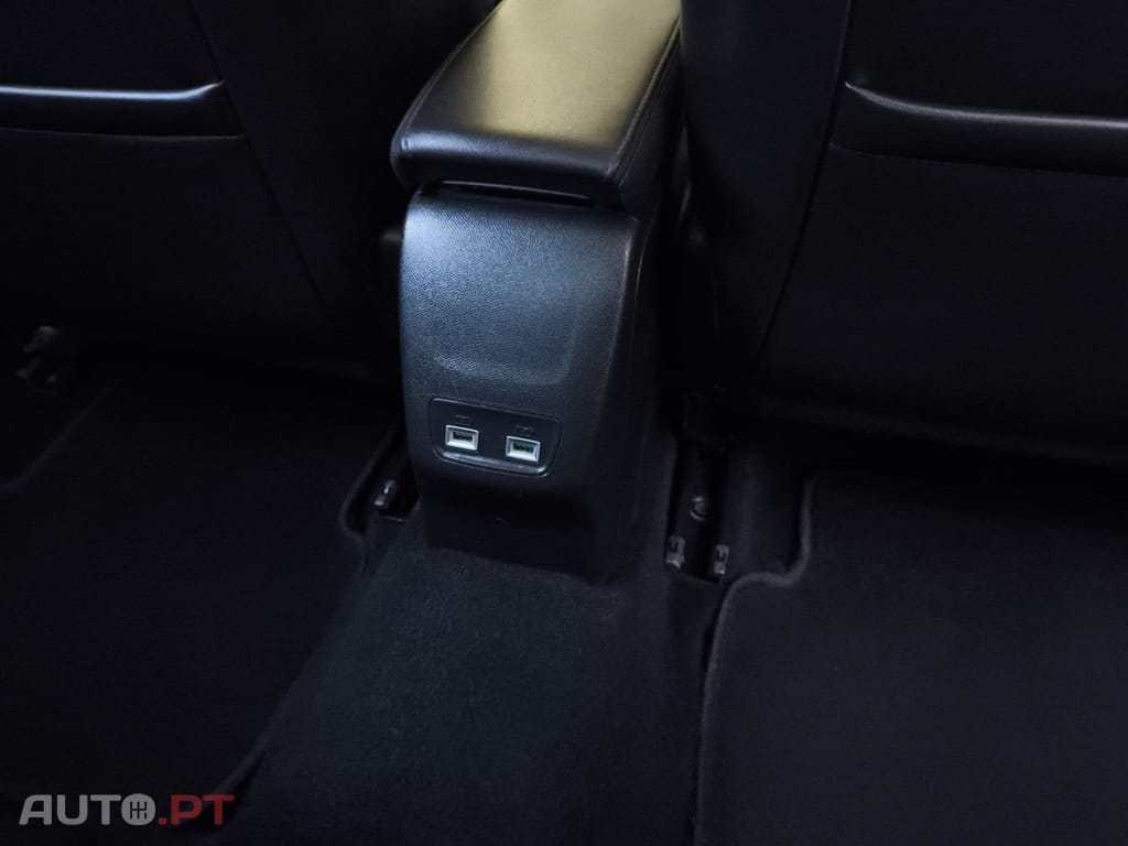 Peugeot 2008 1.2 PureTech Allure Pack