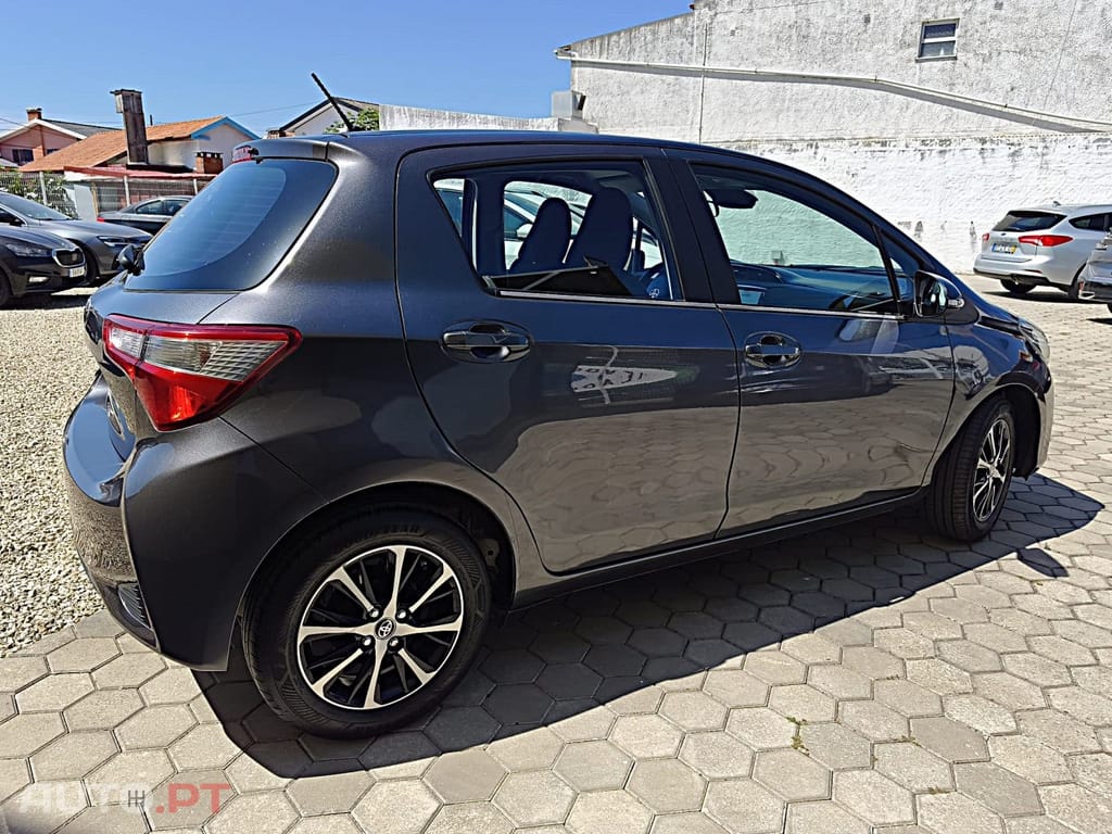 Toyota Yaris 1.0 VVT-i Comfort Plus