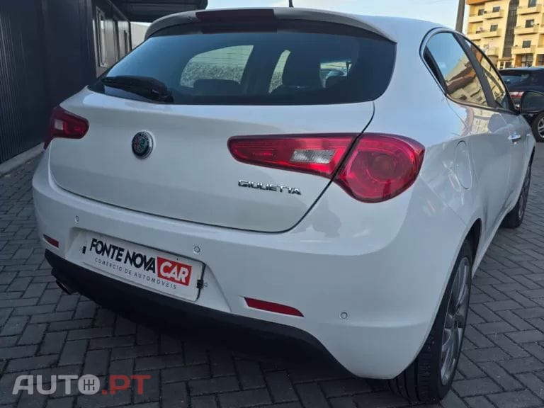 Alfa Romeo Giulietta 1.6 JTDm EXCLUSIVE