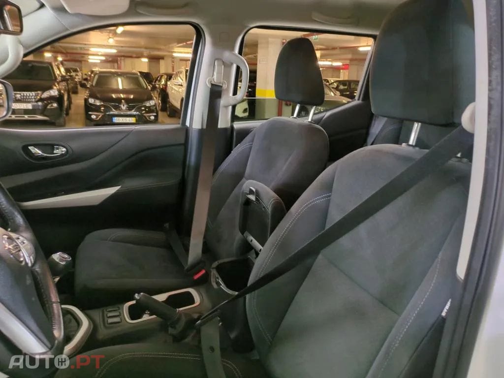 Nissan Navara 2.3 dCi CD 4WD N-Connecta