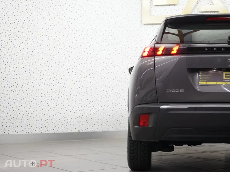 Peugeot 2008 1.5 BlueHDi Allure