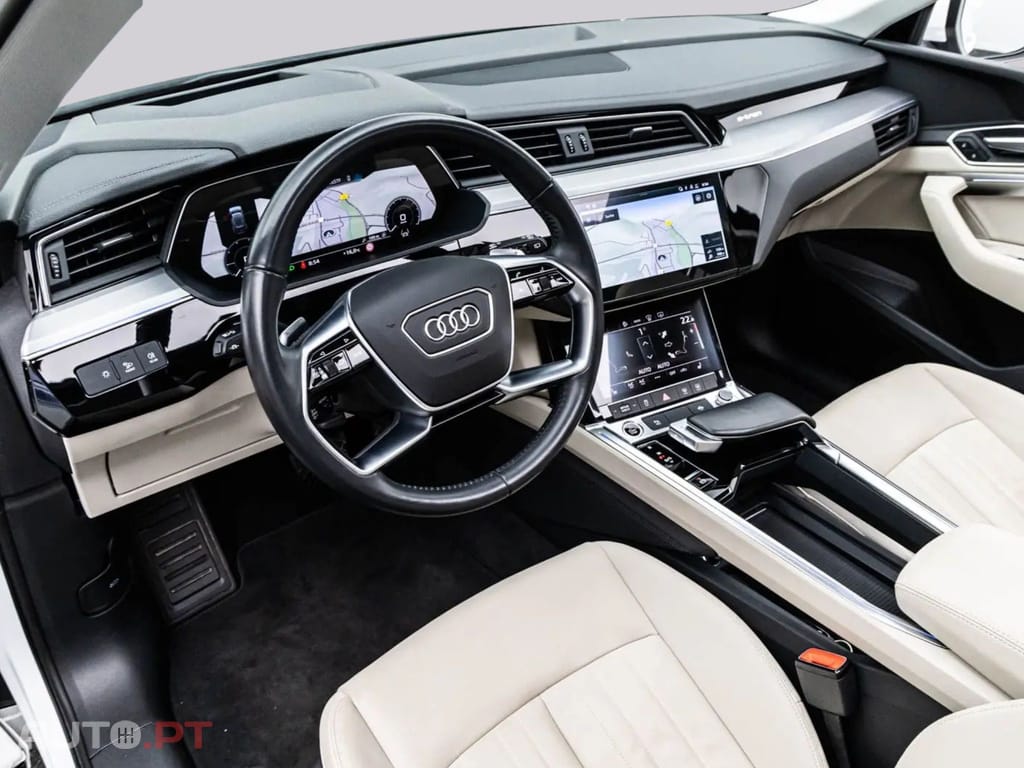 Audi E-Tron 55 Q S LINE I.V.A DEDUTIVEL