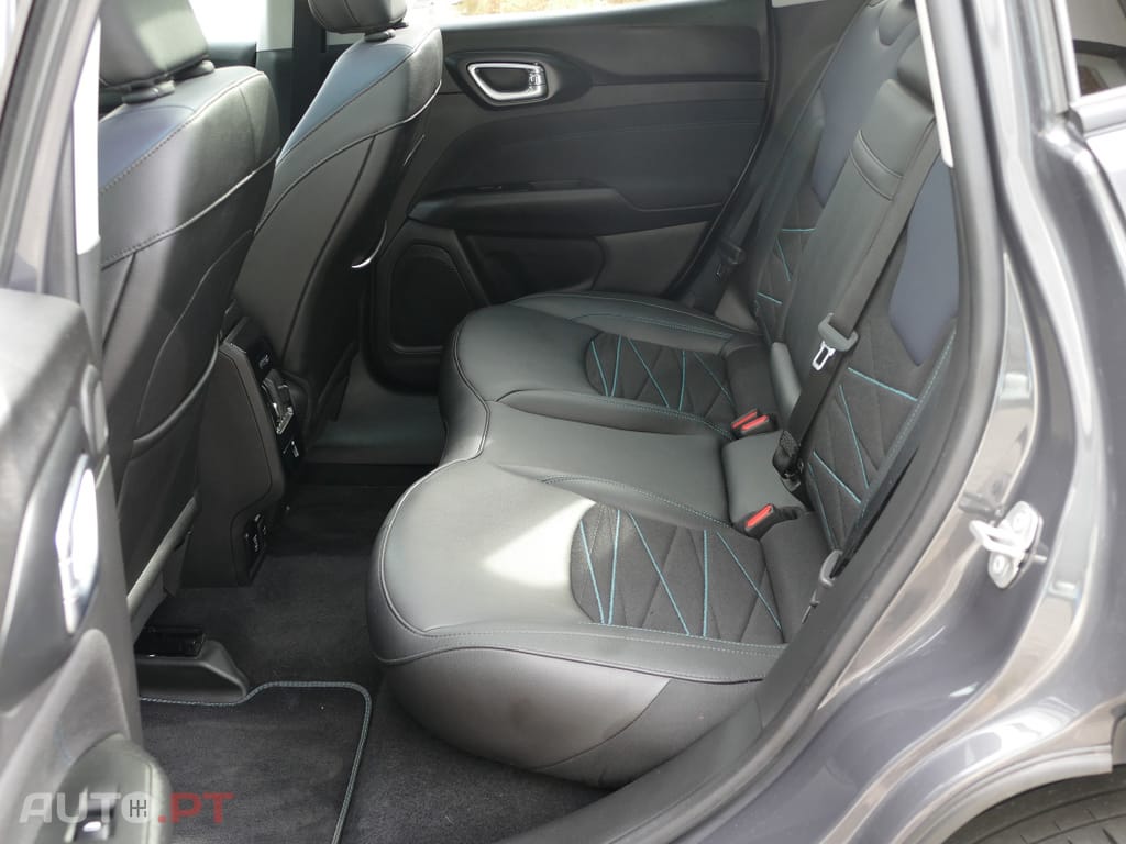 Jeep Compass 1.3 TG 4Xe Trailhawk