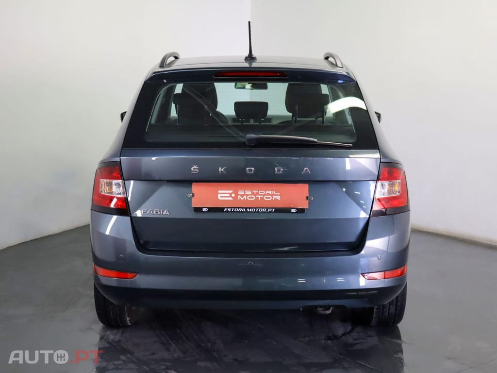 Skoda Fabia 1.0 TSI  AMBITION Break