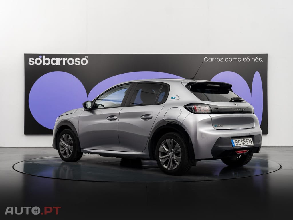 Peugeot E-208 50 kWh Active Pack