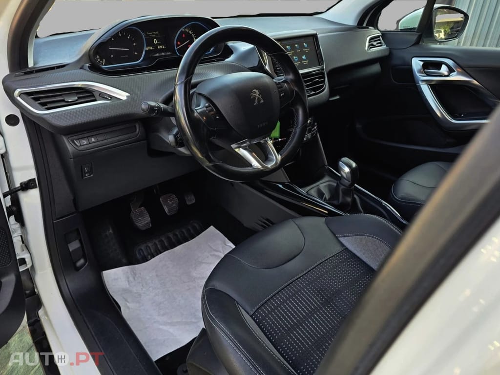Peugeot 2008 1.6 BlueHDi Allure