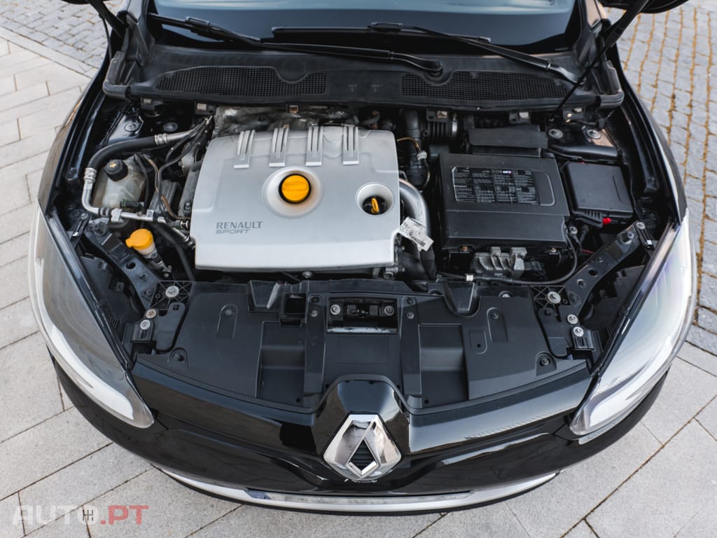 Renault Mégane Coupe RS 265CV - Chassi CUP & BOSE SOUND & PACK LUXE