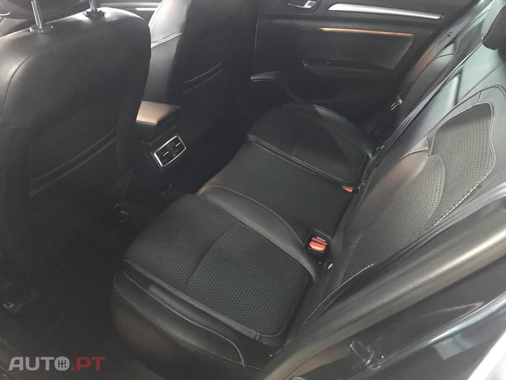Renault Mégane Break ST Bose 1.5 DCI