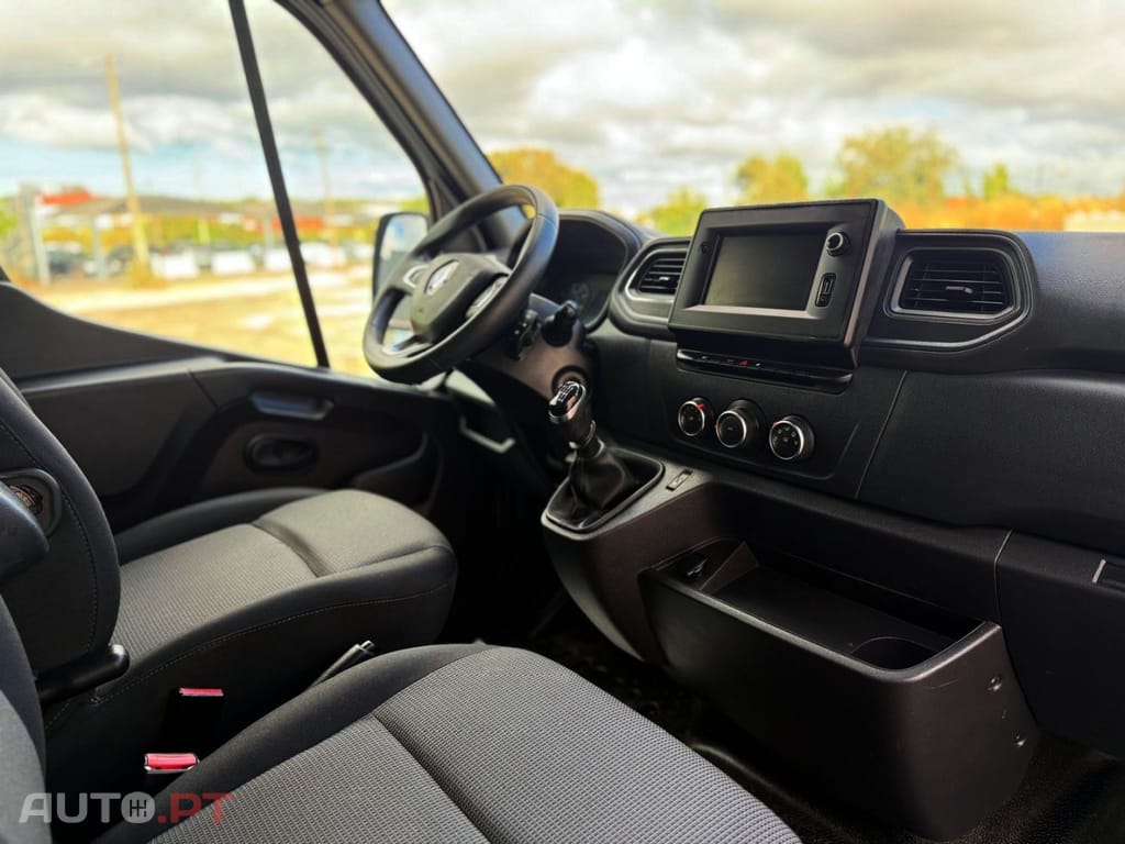 Renault Master 2.3 dCi 100.33 L2H2