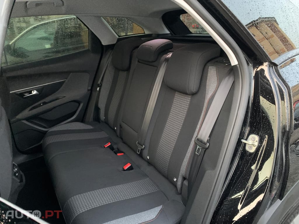 Peugeot 3008 1.6 BlueHDi Active