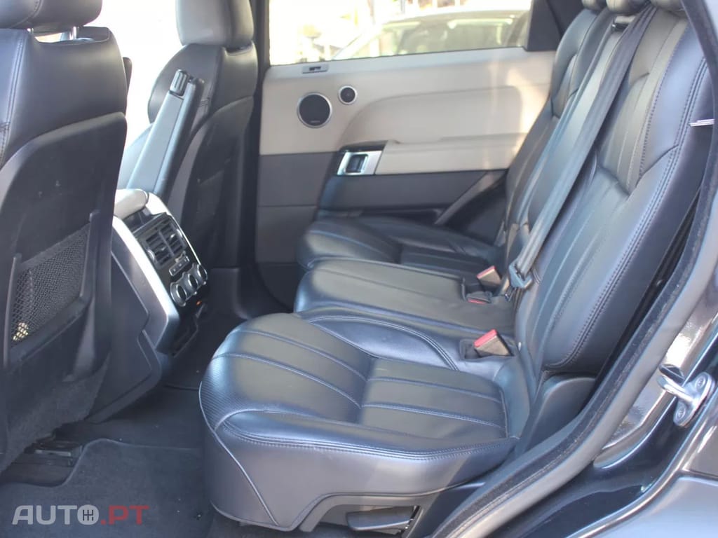 Land Rover Range Rover Sport 3.0 SDV6 SE