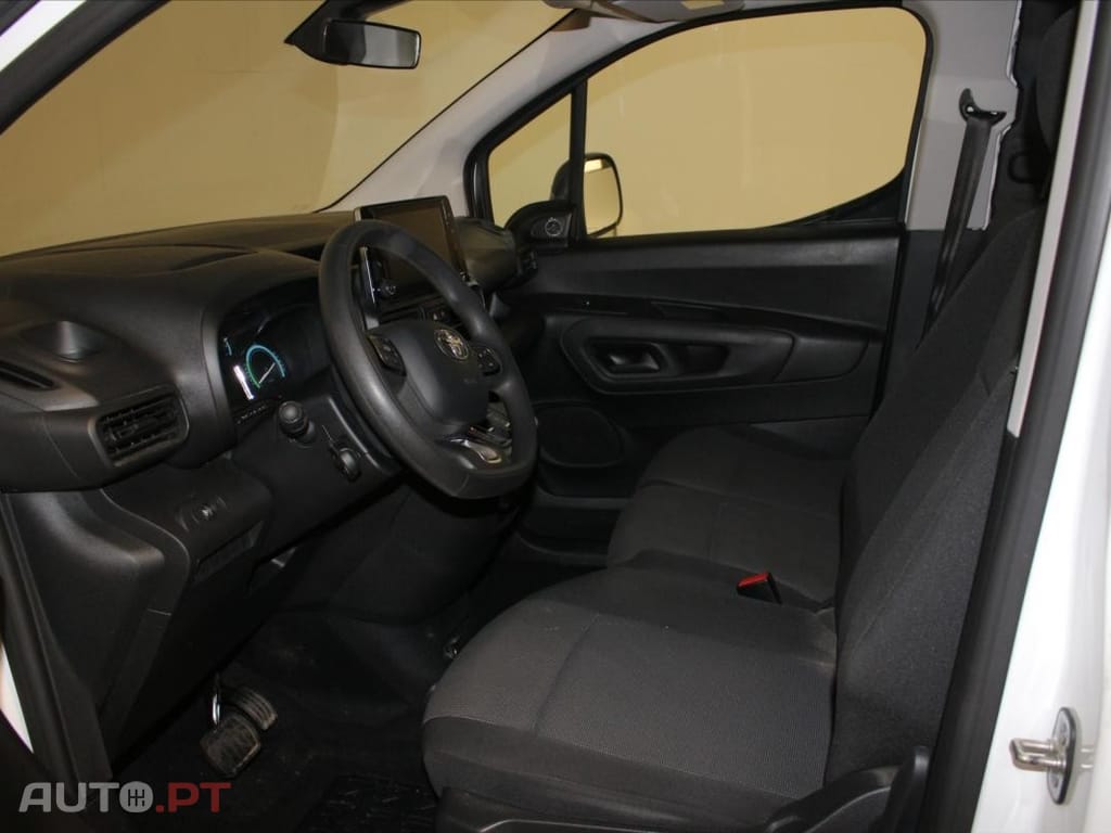 Toyota Proace City 50 kWh Business