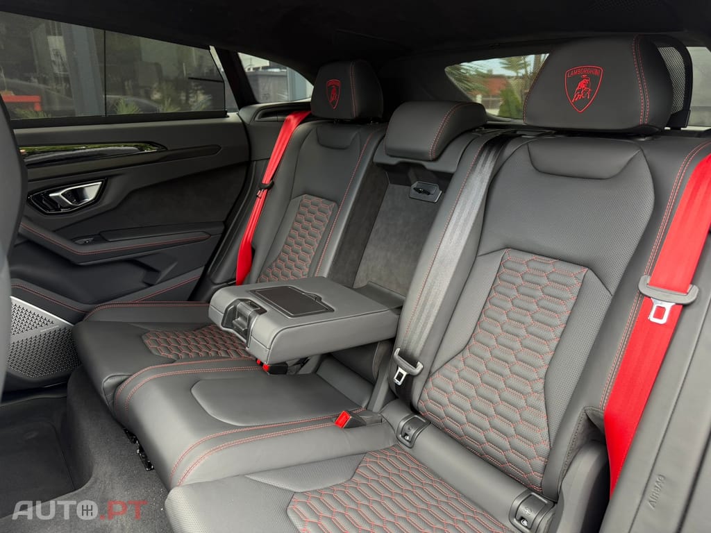 Lamborghini Urus 4.0 V8