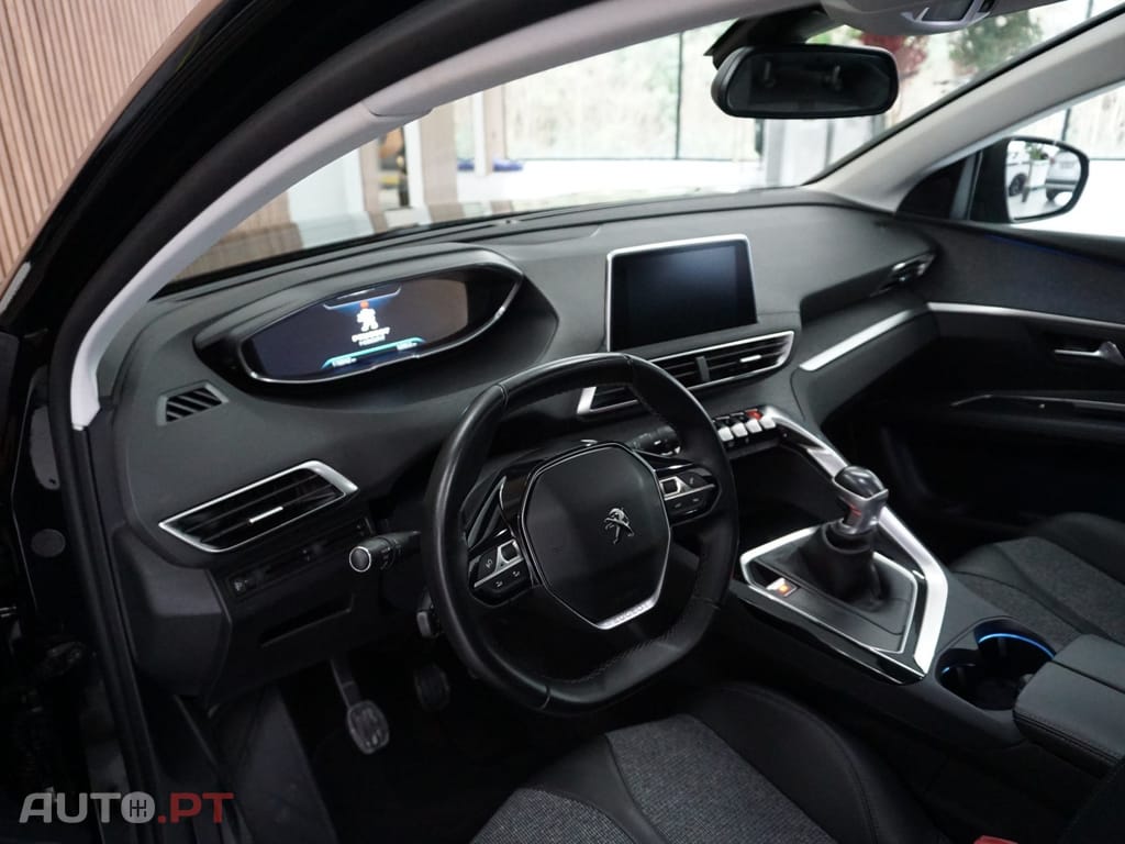 Peugeot 3008 1.2 PureTech Allure Pack