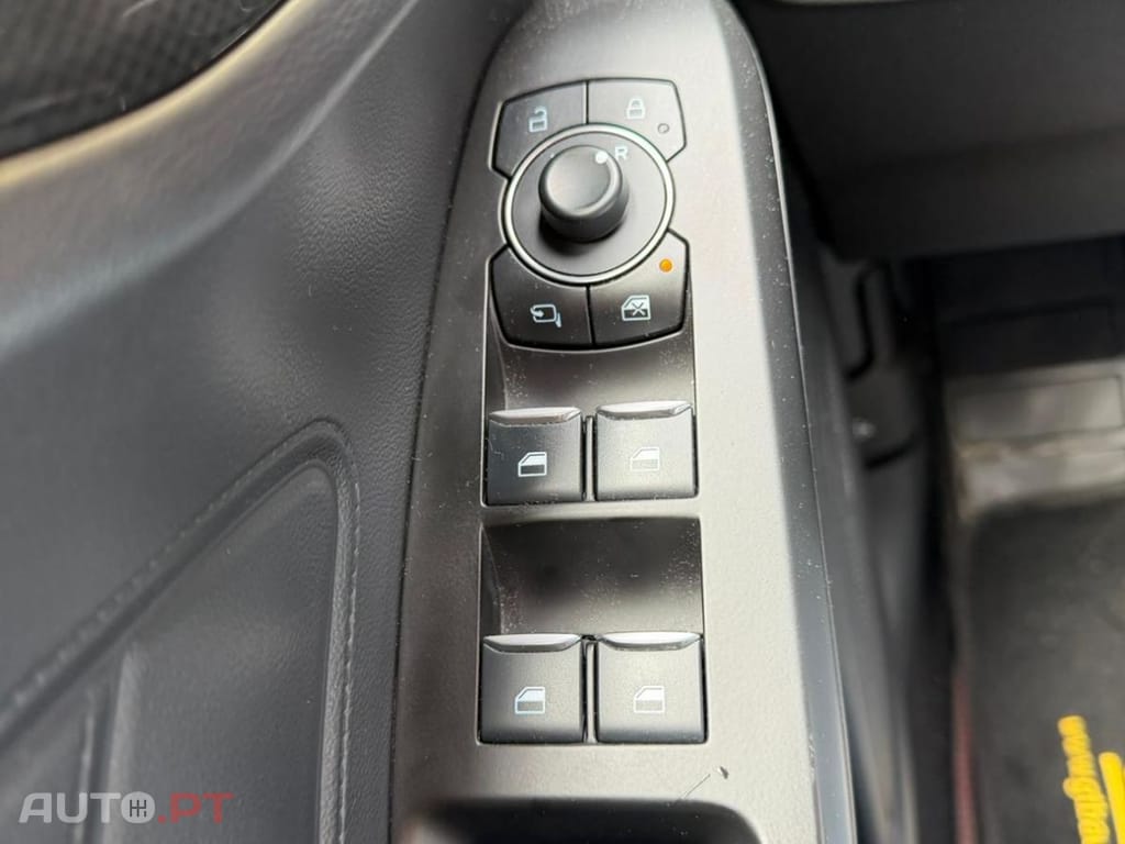 Ford Focus STLINE Hybrid
