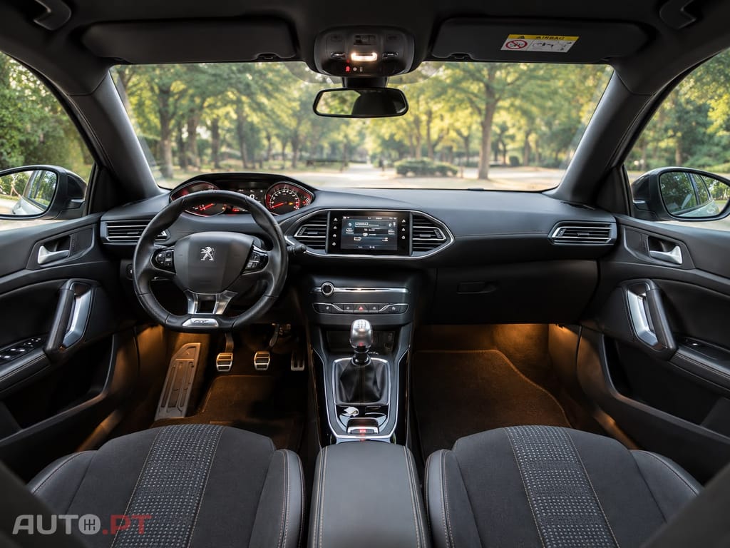 Peugeot 308 GT LINE