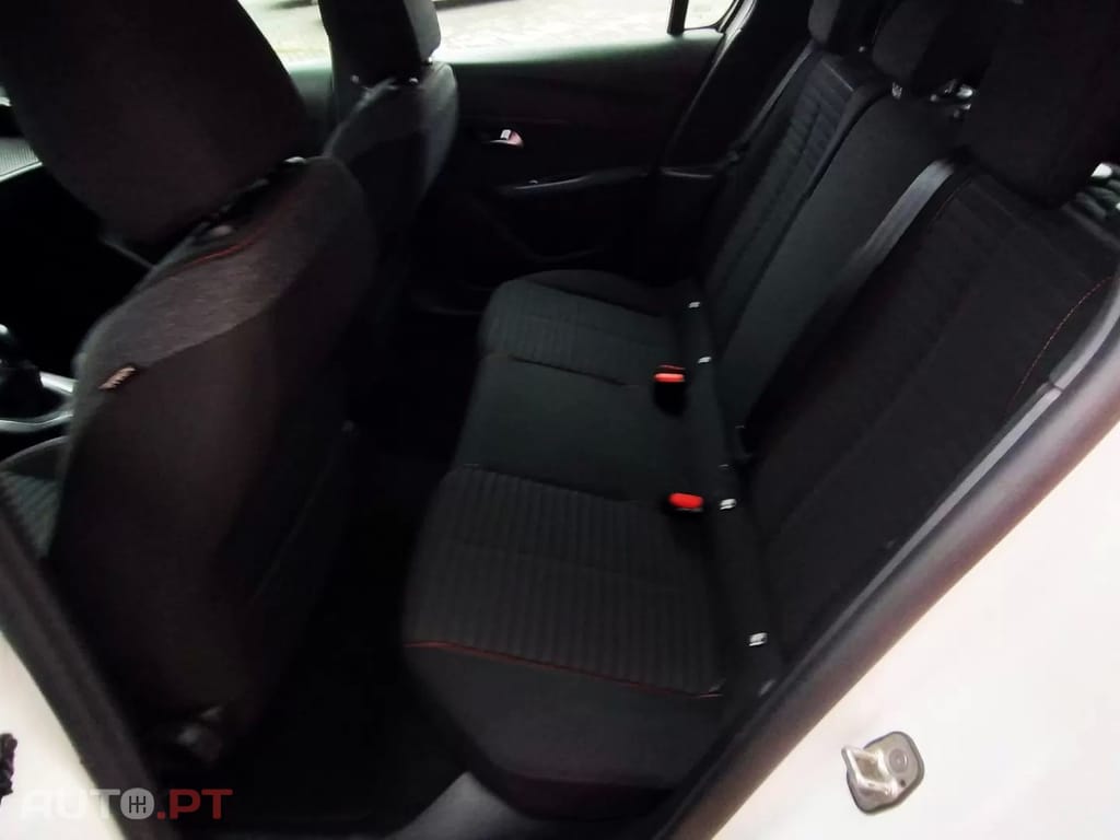 Peugeot 208 1.2 PureTech Active Pack