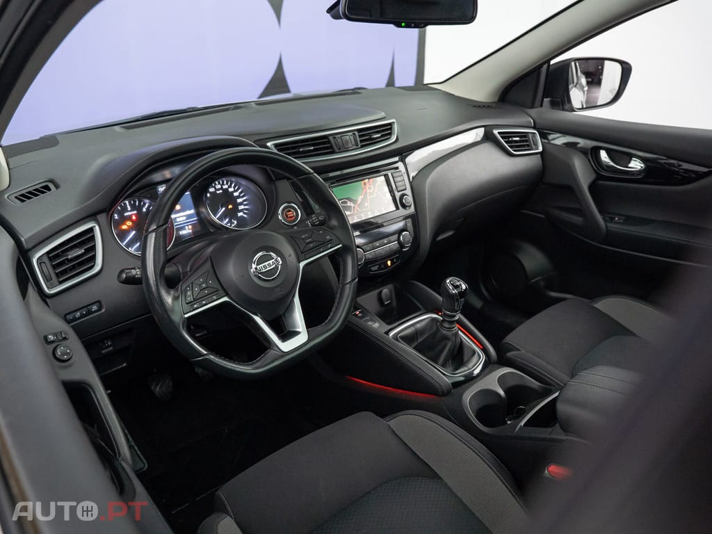 Nissan Qashqai 1.5 dCi N-Connecta