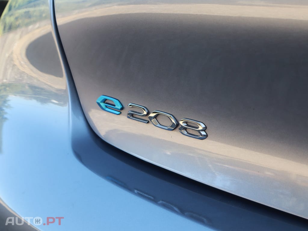 Peugeot E-208 50 kWh Allure