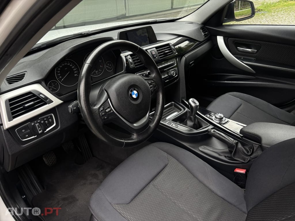 BMW 318 Look M3 — fotografia 7