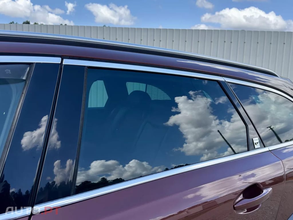 Peugeot 508 RXH 2.0 HDi Hybrid4 163cv 2-Tronic — fotografia 16