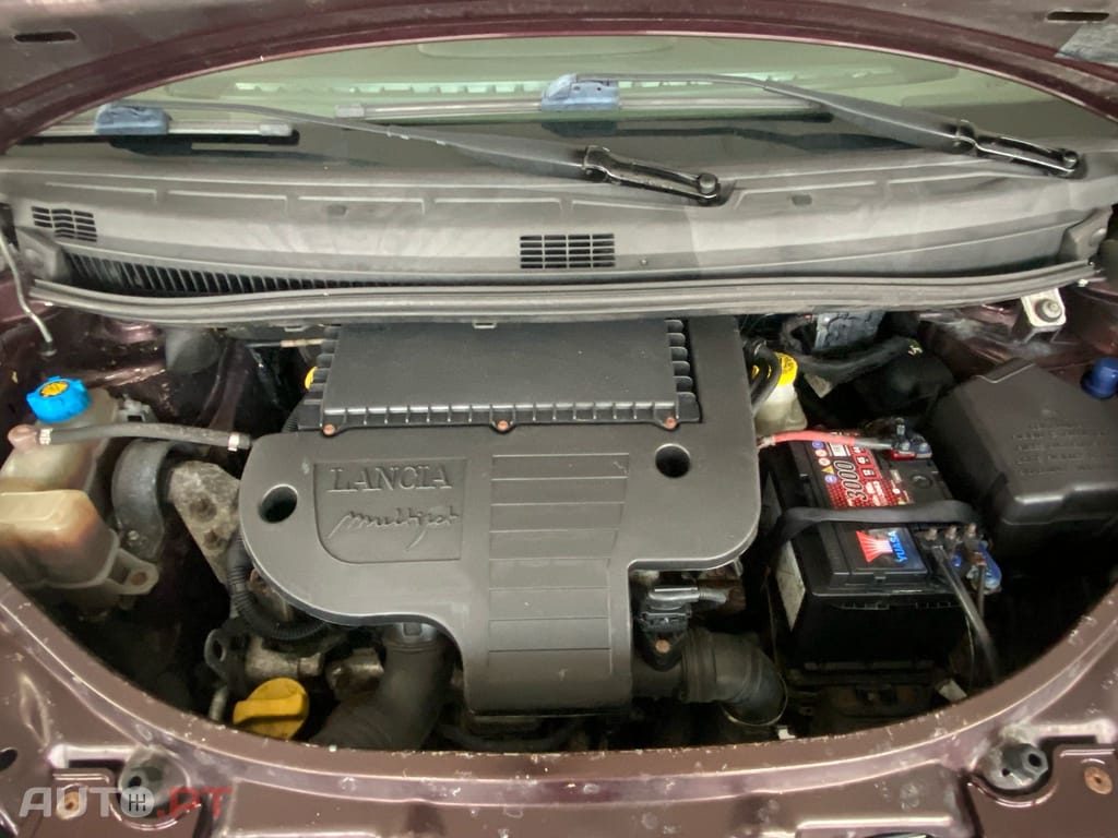Lancia Musa 1.3 16V M-JET PLATINO