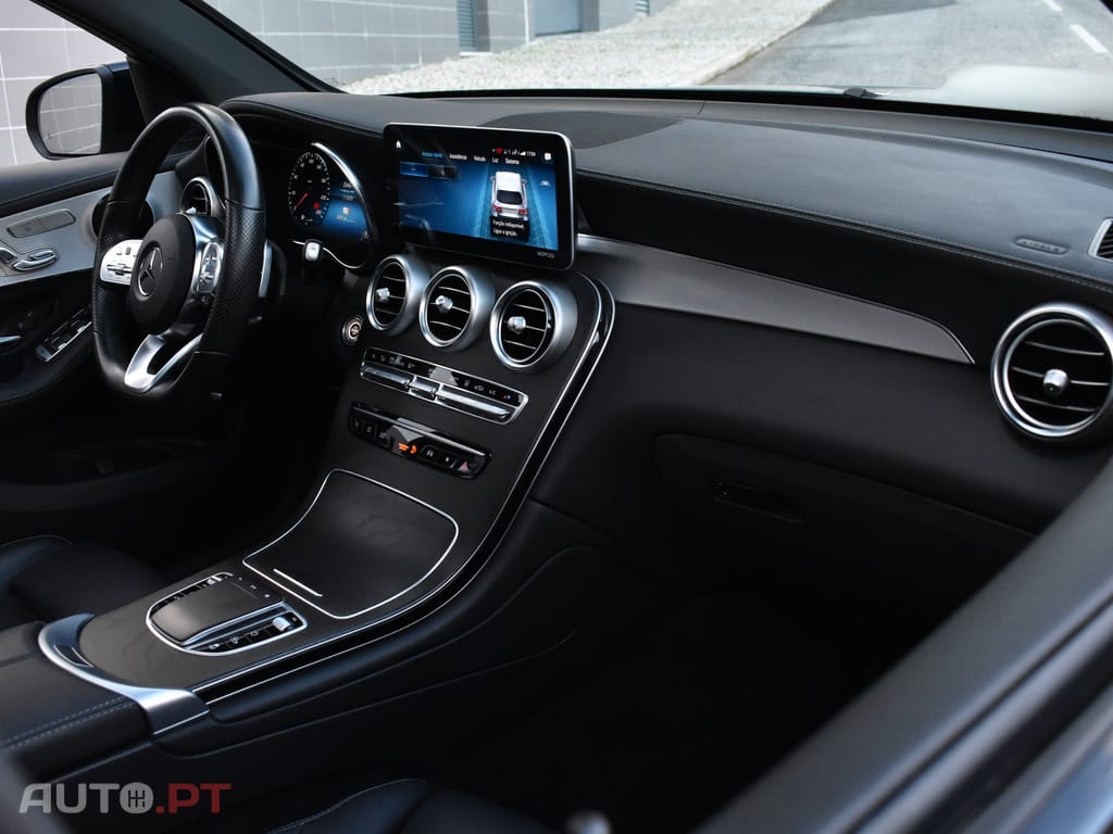 Mercedes-Benz GLC 300 de 4Matic 9G-TRONIC AMG Line