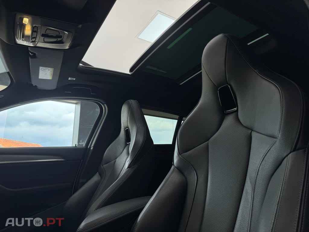 BMW X2 25 e xDrive Pack M