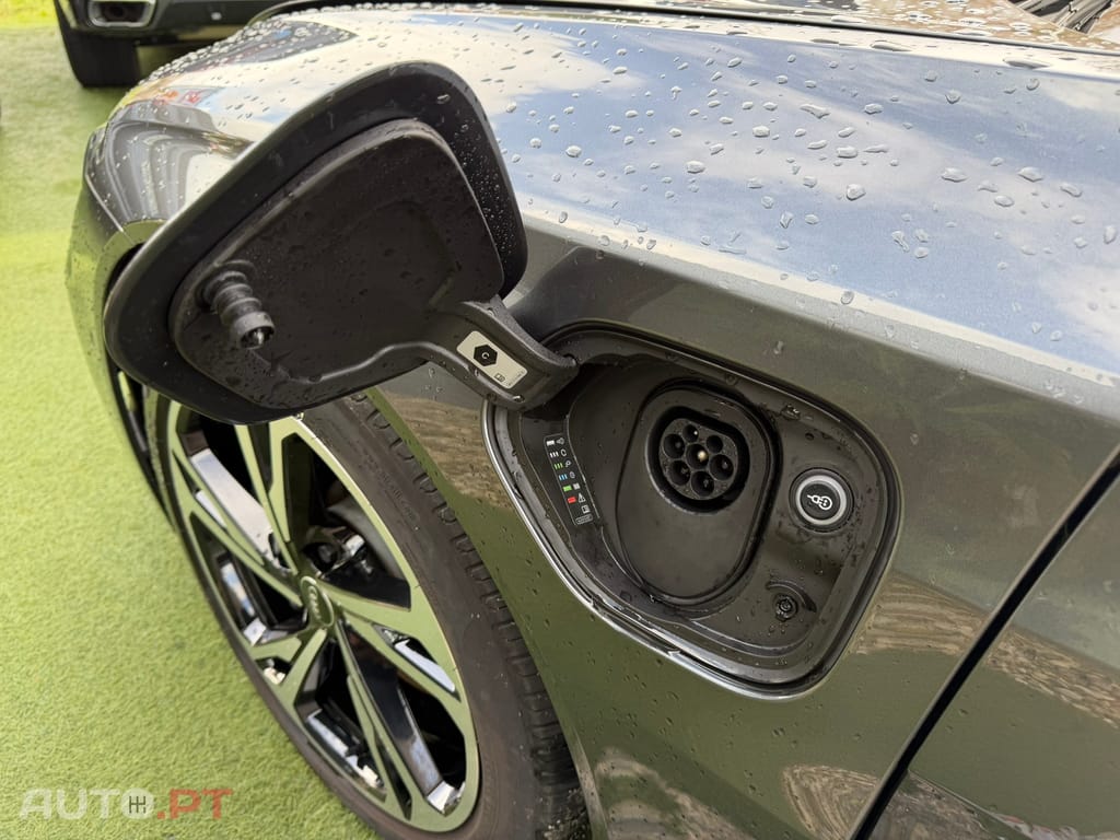 Audi E-Tron GT quattro