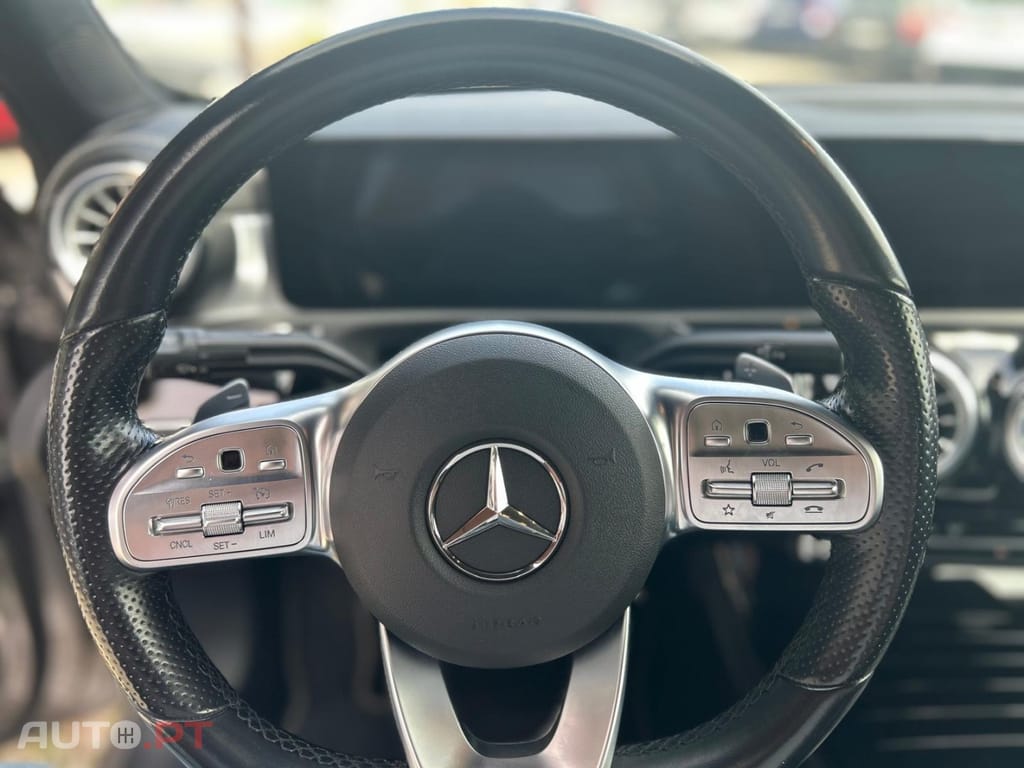 Mercedes-Benz A 250 e 8G-DCT AMG Line Advanced