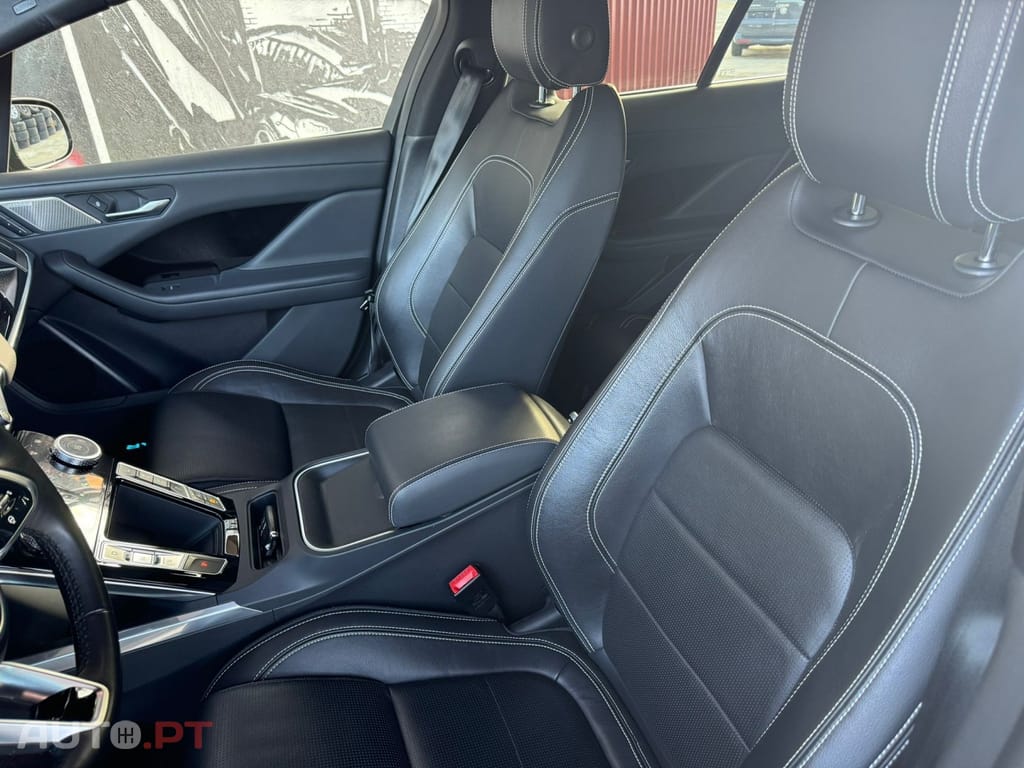 Jaguar I-Pace EV400 AWD SE