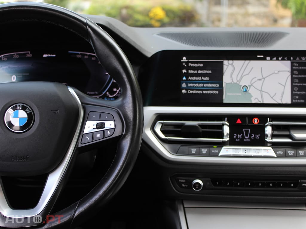 BMW 330 330e Hibrido Plug-In