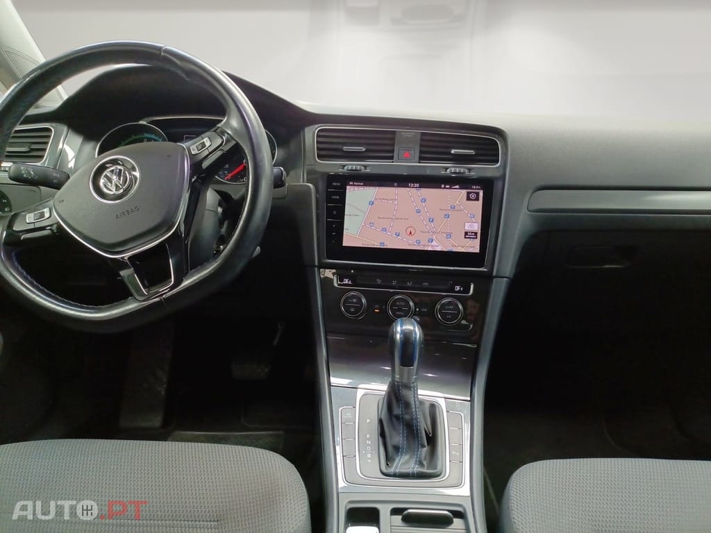 Volkswagen e-Golf AC/DC
