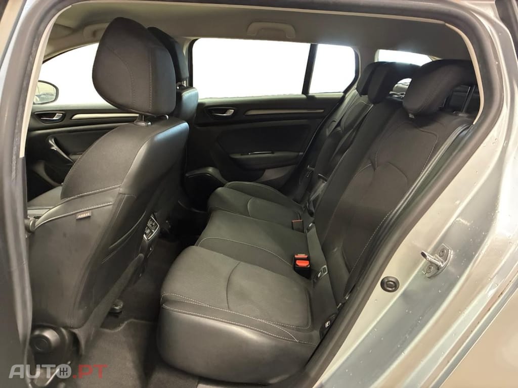 Renault Mégane Sport Tourer 1.6 E-Tech Business