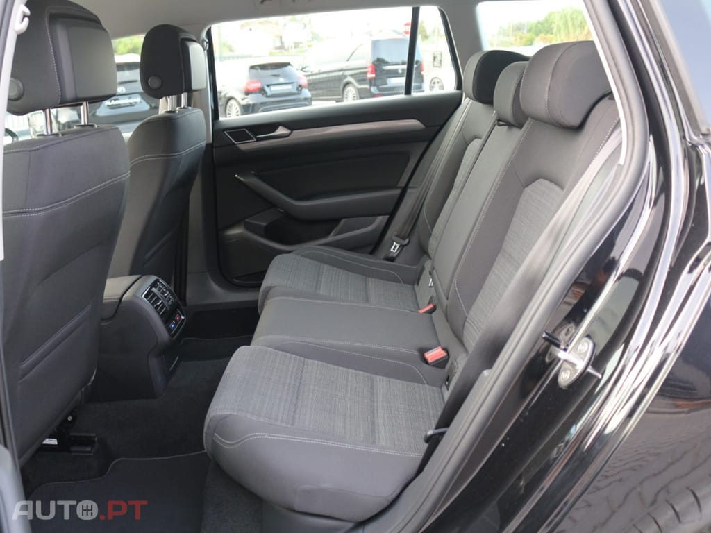 Volkswagen Passat Variant 2.0 TDi Business DSG
