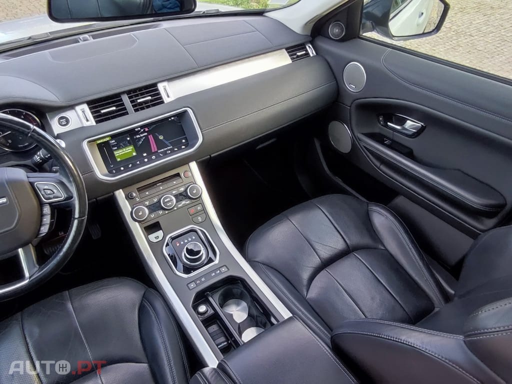 Land Rover Range Rover 2.0 D180 AWD R-Dynamic Auto